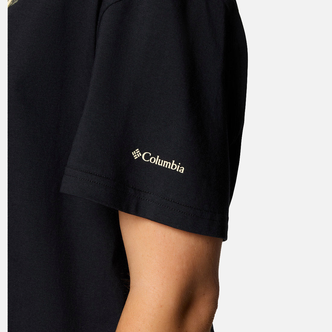 Rolling Bend Graphic Relaxed Crop Short Sleeve Shirt