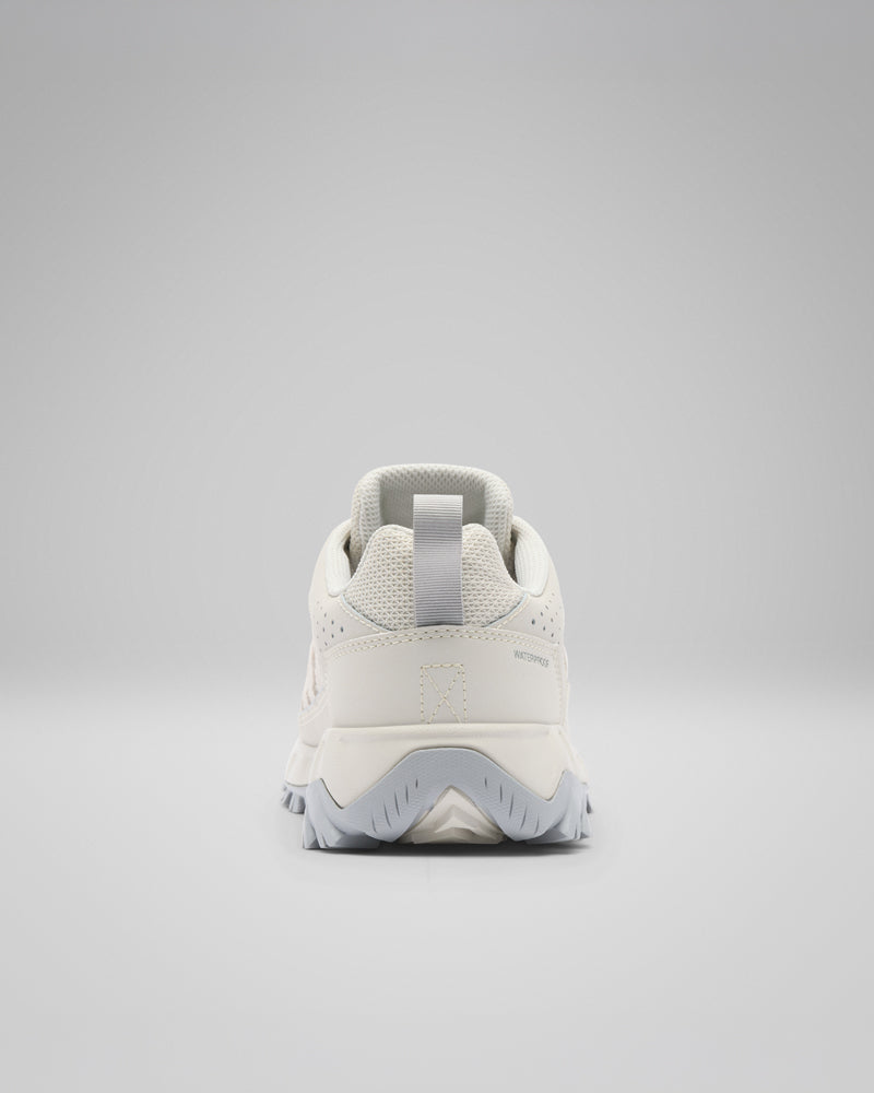 Strata Trail Low WP W