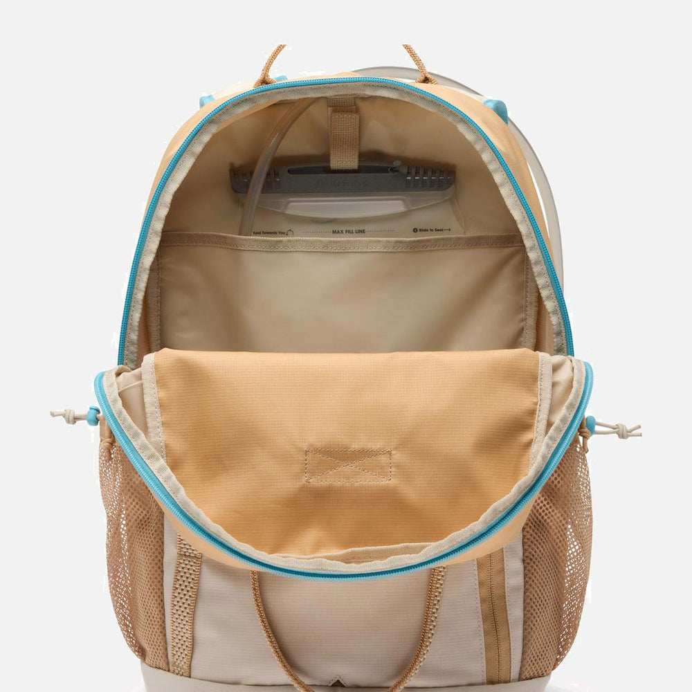 Echo Mountain 25L Backpack