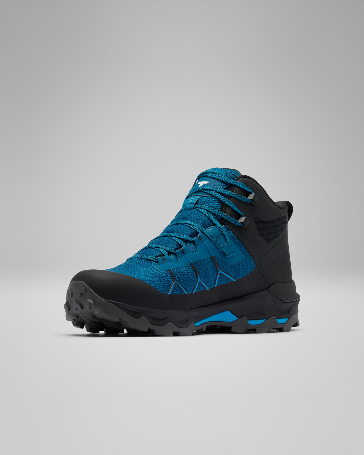 Peakfreak Titanium Outdry Mid